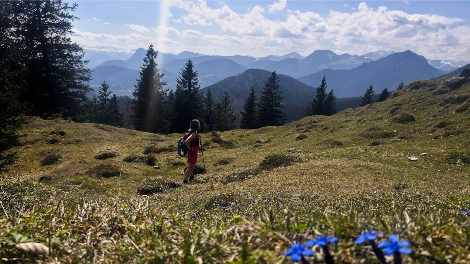 Monat Mai ZeitQualität Neuleben Spiel des Liebens Mahaloa Berge Wiese